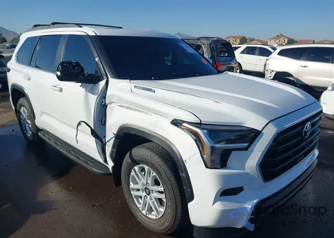 2025 Toyota Sequoia Sr5 from USA, damaged, VIN 7SVAAABA6SX072253